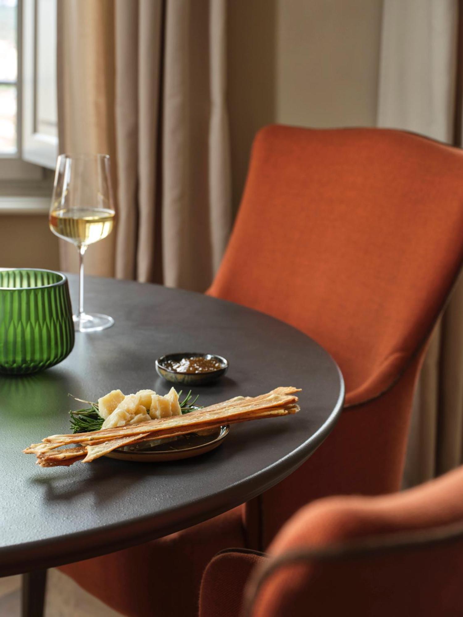Hotel Collegio Querce, Collection